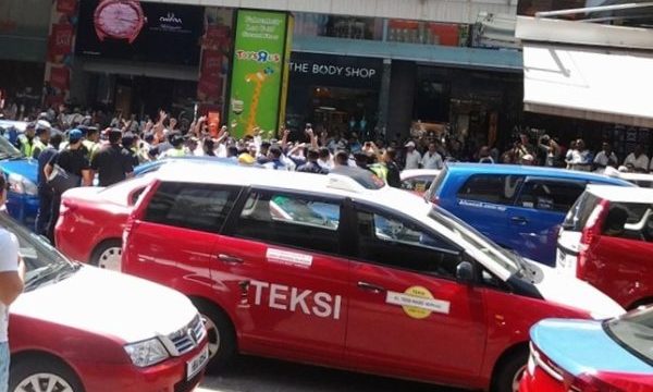 クアラルンプールでタクシー代を安くする方法!交渉のコツ1
